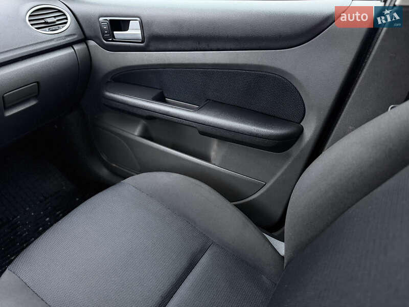 Універсал Ford Focus 2007 в Рівному