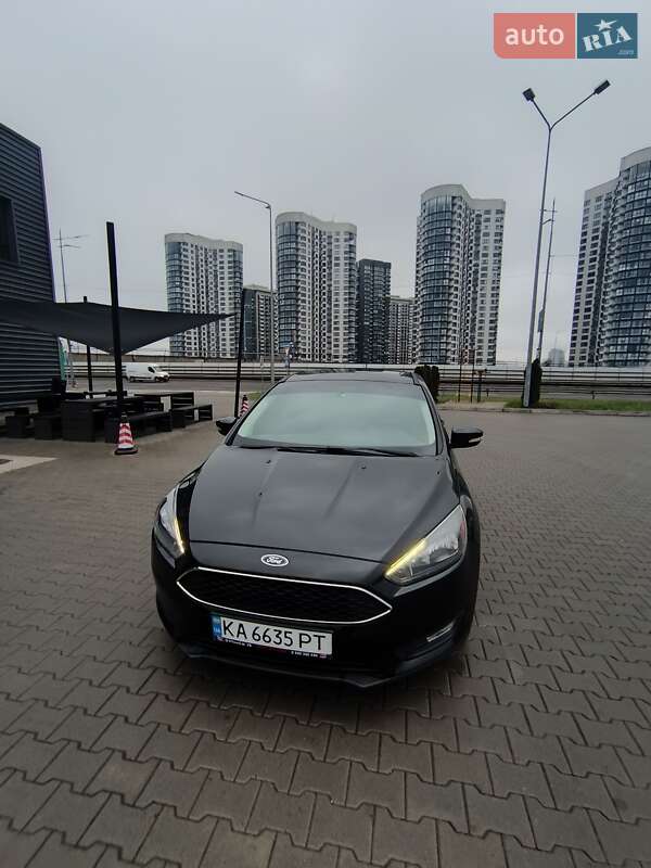 Хэтчбек Ford Focus 2016 в Киеве