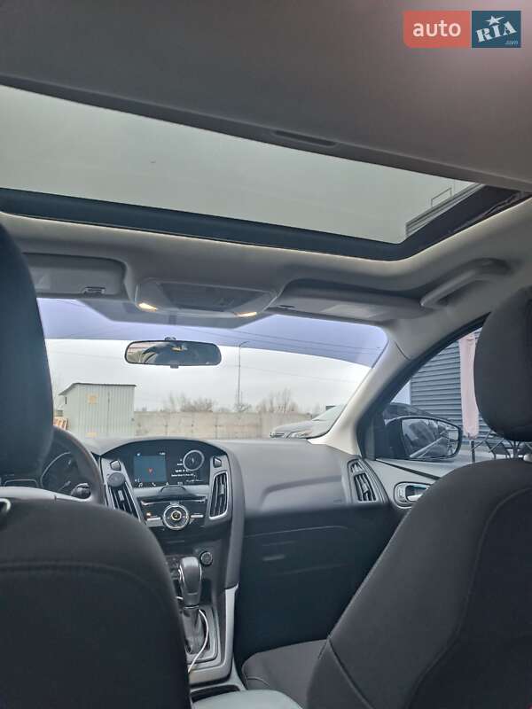 Хэтчбек Ford Focus 2016 в Киеве