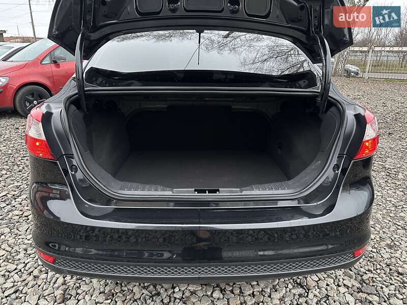 Седан Ford Focus 2013 в Смеле фото 13 Седан Ford Focus 2013 в Смеле