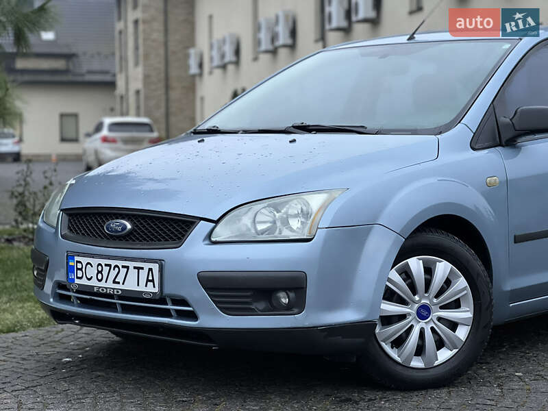 Седан Ford Focus 2006 в Жовкві