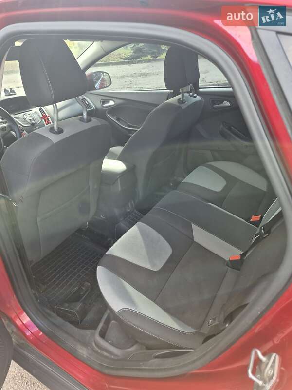 Хэтчбек Ford Focus 2012 в Кривом Роге