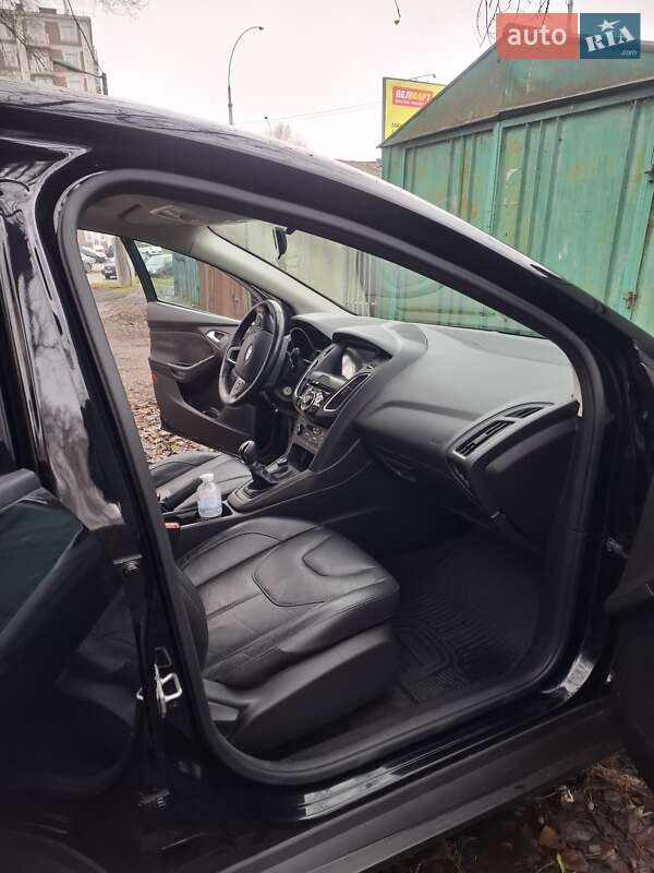 Седан Ford Focus 2016 в Киеве фото 9 Седан Ford Focus 2016 в Киеве