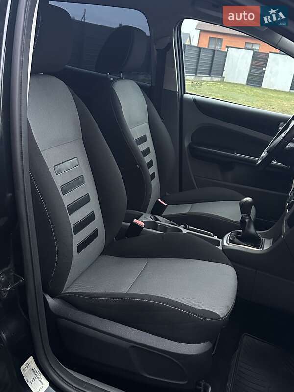 Универсал Ford Focus 2010 в Любешове