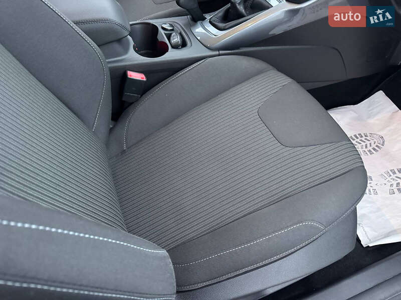 Универсал Ford Focus 2013 в Стрые фото 29 Универсал Ford Focus 2013 в Стрые