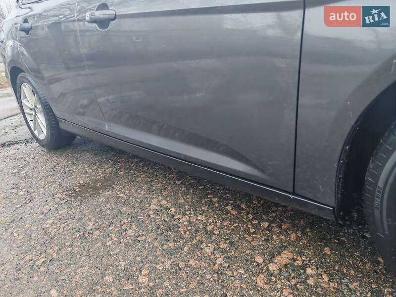 Седан Ford Focus 2017 в Киеве фото 14 Седан Ford Focus 2017 в Киеве