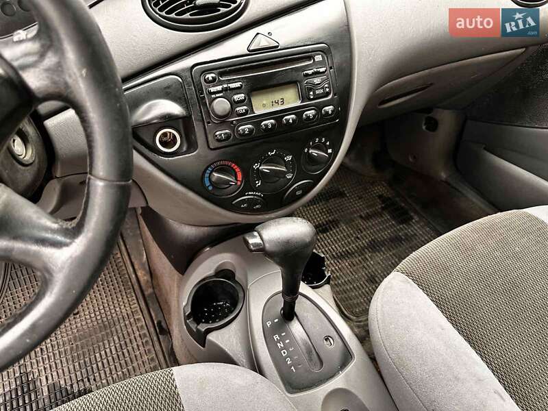 Седан Ford Focus 2003 в Луцке