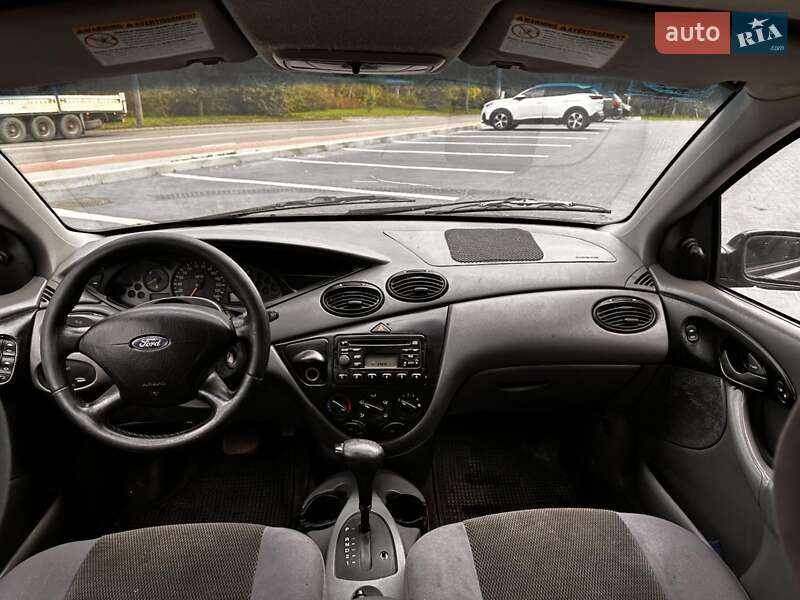 Седан Ford Focus 2003 в Луцке
