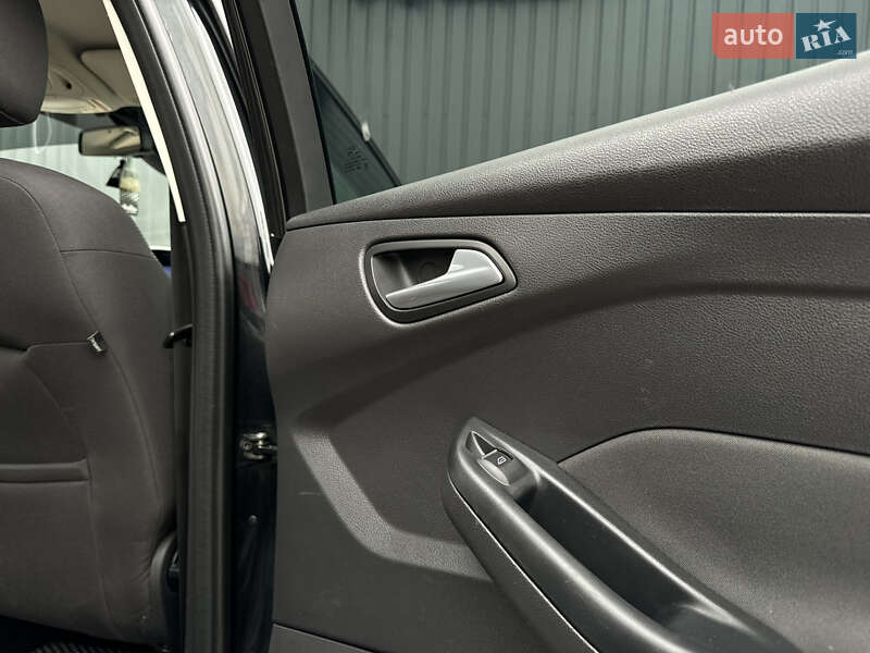 Универсал Ford Focus 2011 в Дрогобыче