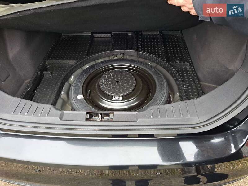 Седан Ford Focus 2013 в Ивано-Франковске