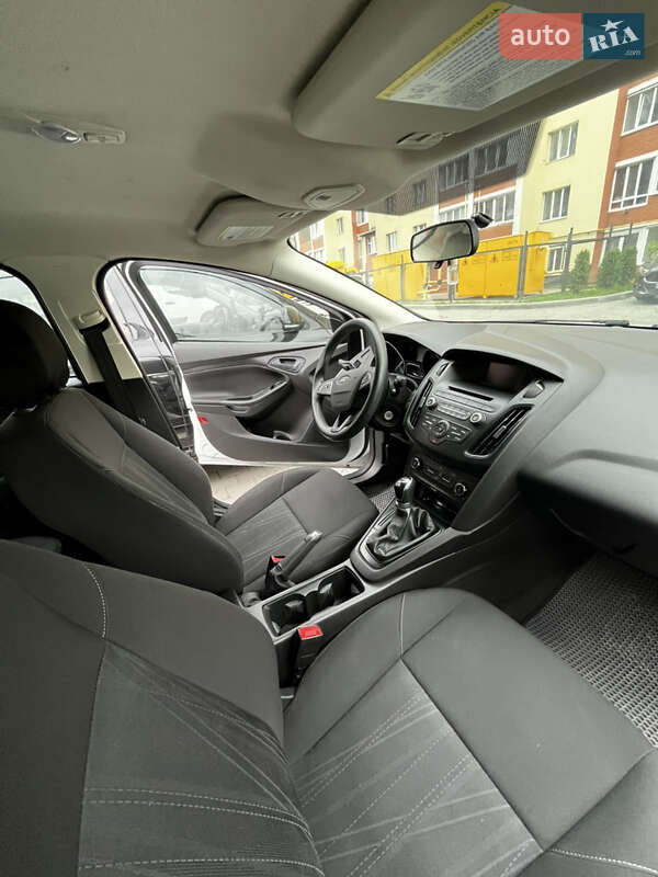 Седан Ford Focus 2015 в Хмельницком фото 13 Седан Ford Focus 2015 в Хмельницком
