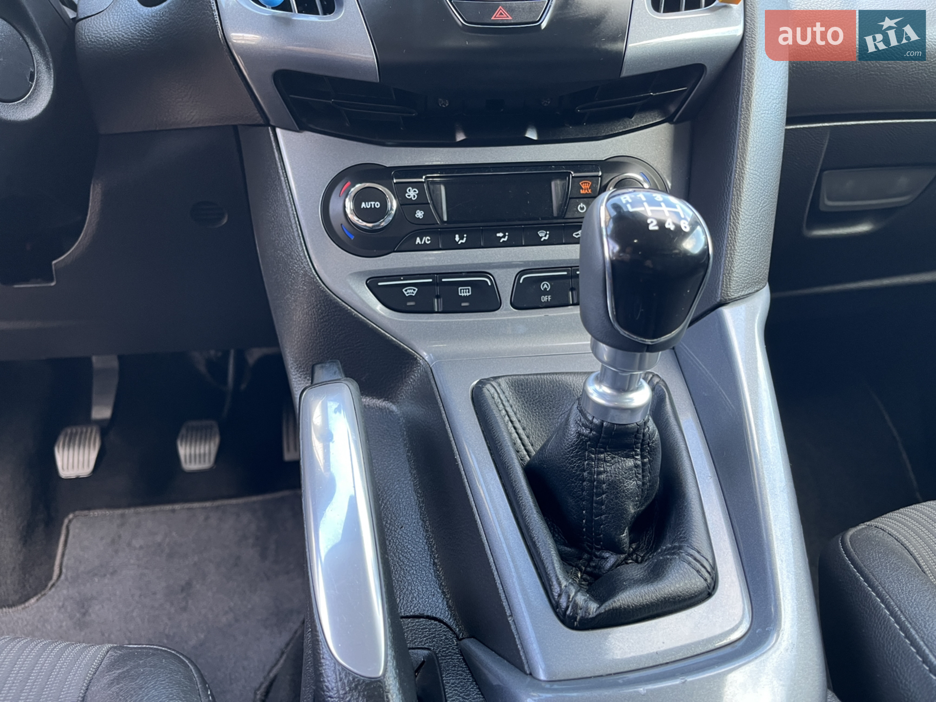 2012 Ford Focus - мініатюра 123