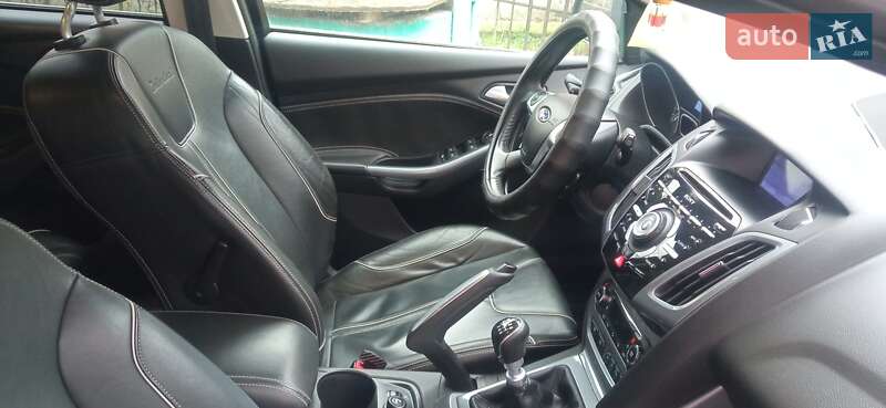 Універсал Ford Focus 2011 в Дніпрі
