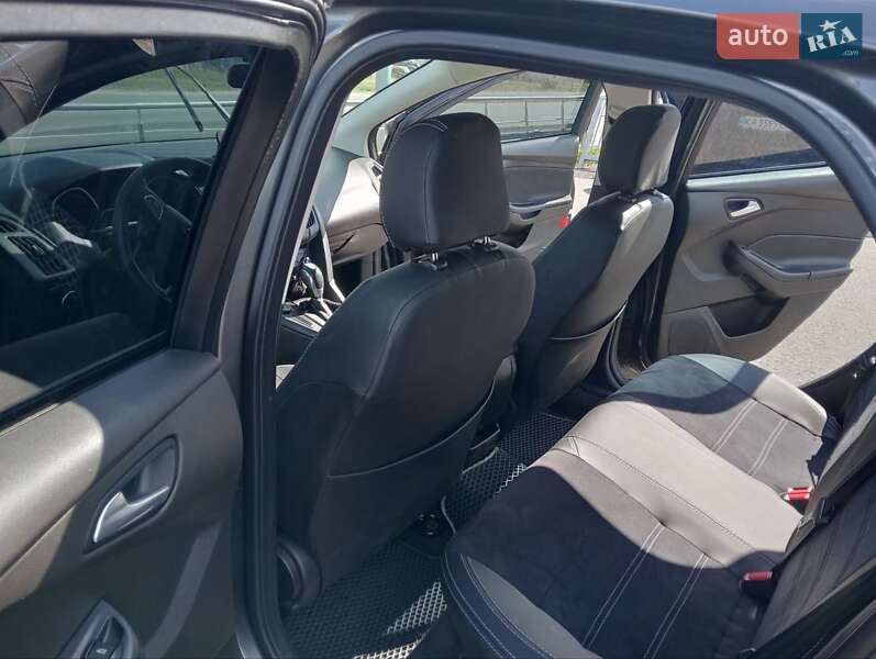 Седан Ford Focus 2016 в Києві фото 24 Седан Ford Focus 2016 в Києві