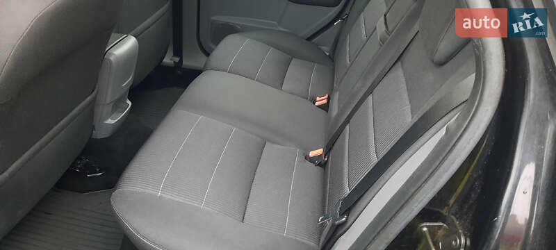 Хэтчбек Ford Focus 2008 в Немирове фото 34 Хэтчбек Ford Focus 2008 в Немирове