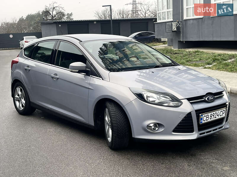 Хэтчбек Ford Focus 2014 в Чернигове