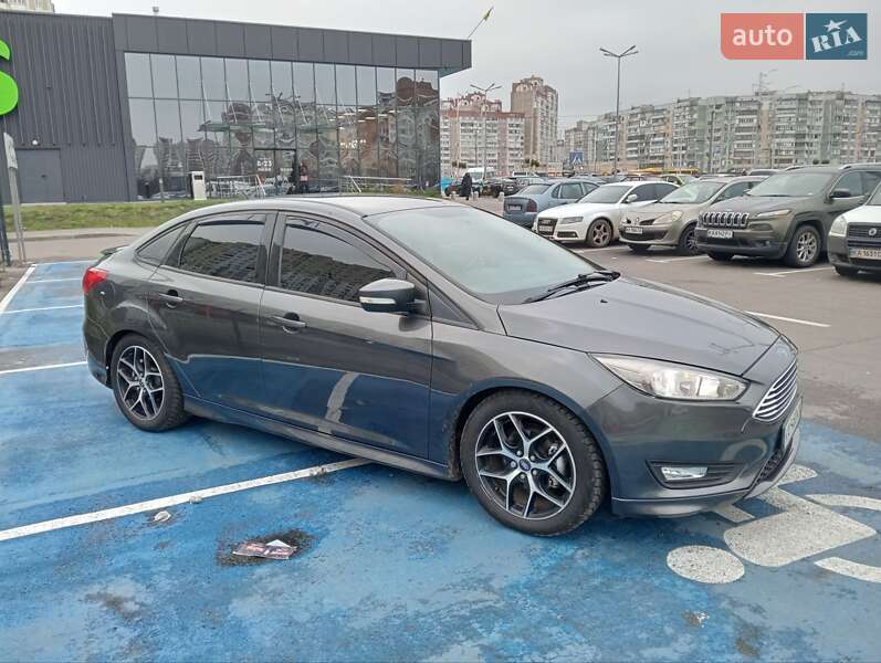 Седан Ford Focus 2016 в Києві фото 4 Седан Ford Focus 2016 в Києві