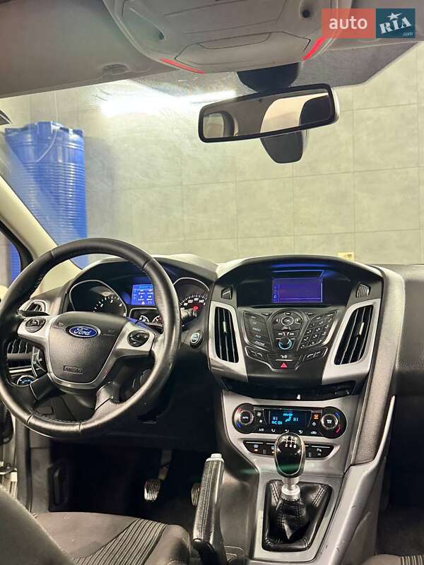 Универсал Ford Focus 2012 в Сарнах фото 11 Универсал Ford Focus 2012 в Сарнах