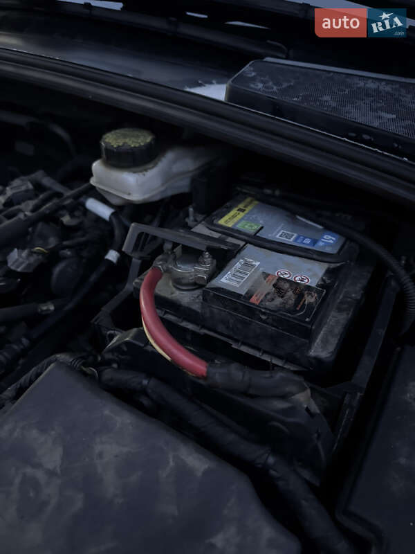 Седан Ford Focus 2017 в Киеве фото 12 Седан Ford Focus 2017 в Киеве