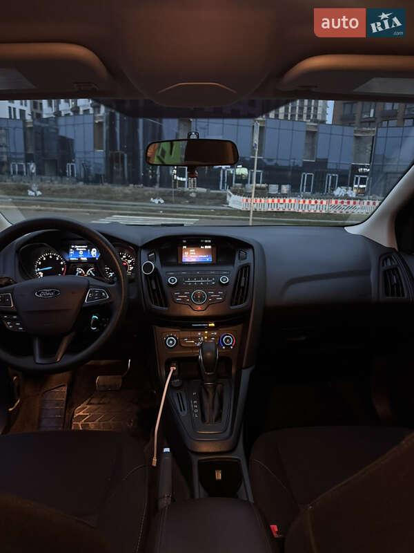 Седан Ford Focus 2017 в Киеве фото 18 Седан Ford Focus 2017 в Киеве