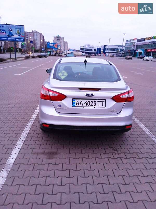 Седан Ford Focus 2013 в Киеве