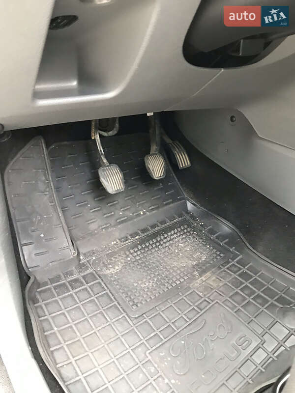 Универсал Ford Focus 2008 в Глухове