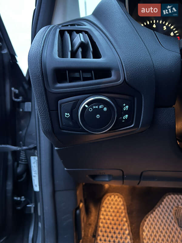 Седан Ford Focus 2014 в Кременчуге