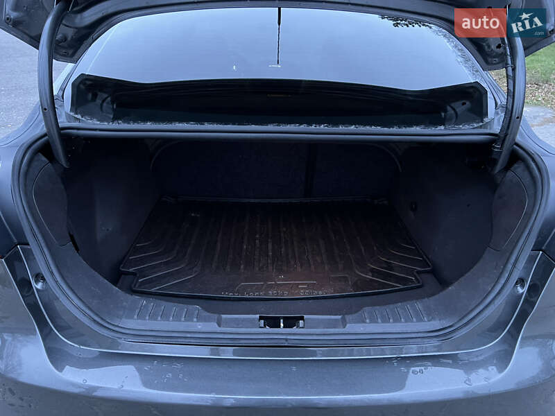 Седан Ford Focus 2014 в Кременчуге