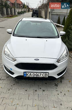 Седан Ford Focus 2017 в Ужгороді