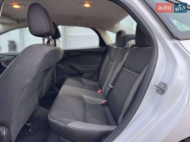 Седан Ford Focus 2014 в Киеве