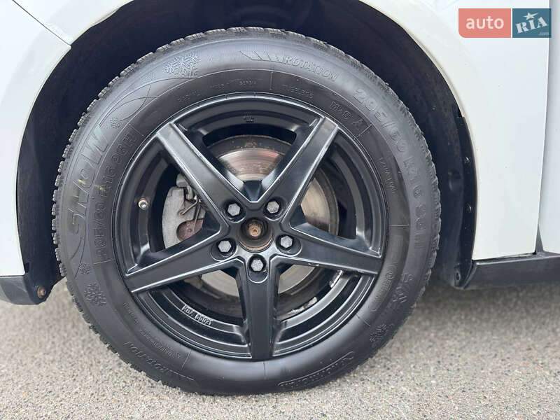 Седан Ford Focus 2014 в Киеве