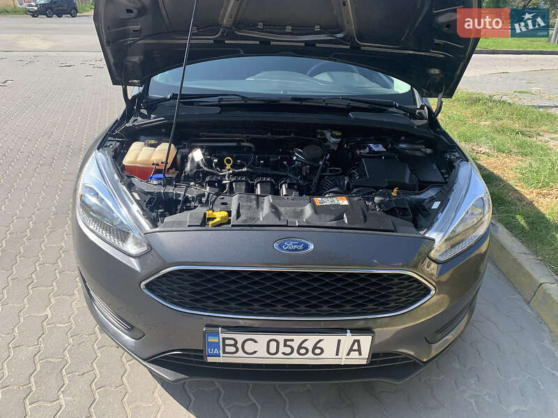 Седан Ford Focus 2015 в Львові