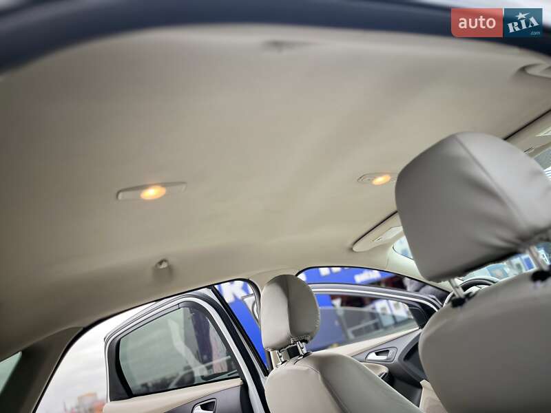 Седан Ford Focus 2015 в Полтаве фото 29 Седан Ford Focus 2015 в Полтаве