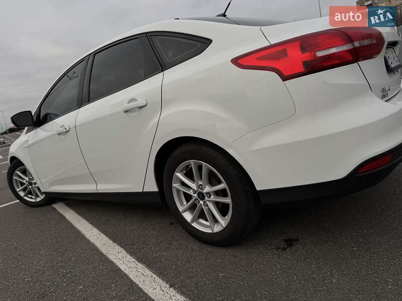 Седан Ford Focus 2015 в Полтаве фото 40 Седан Ford Focus 2015 в Полтаве