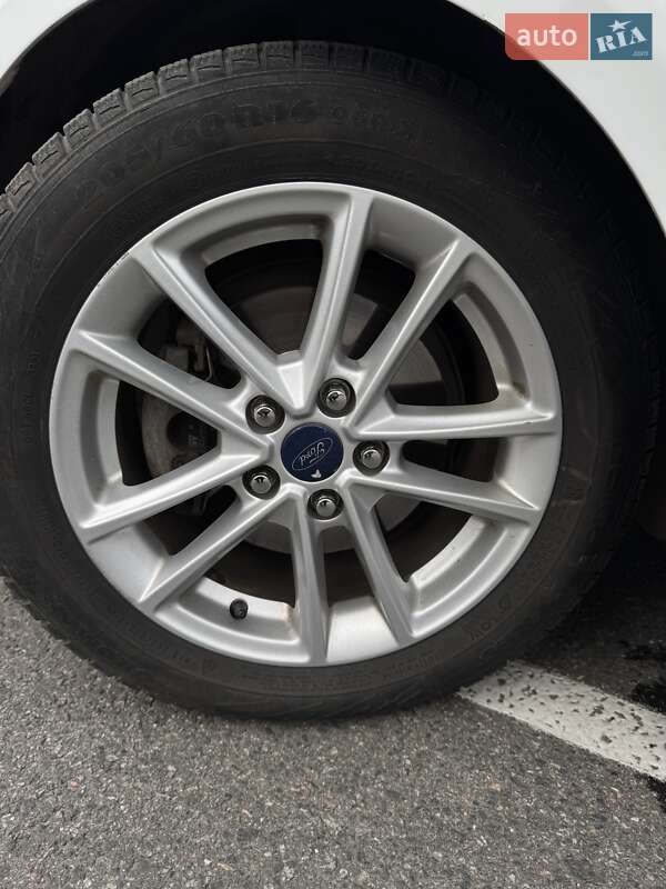 Седан Ford Focus 2015 в Полтаве фото 44 Седан Ford Focus 2015 в Полтаве