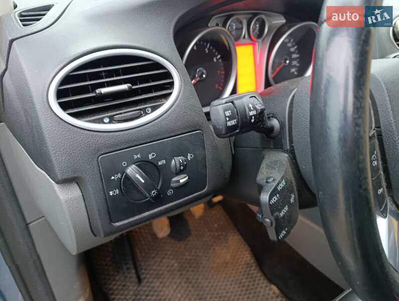 Хэтчбек Ford Focus 2008 в Ровно фото 8 Хэтчбек Ford Focus 2008 в Ровно