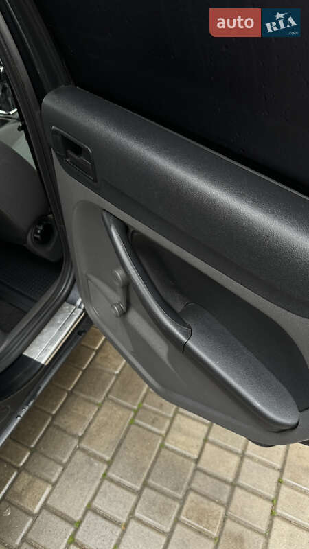 Седан Ford Focus 2005 в Одессе фото 10 Седан Ford Focus 2005 в Одессе