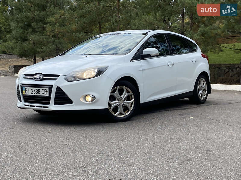 Хэтчбек Ford Focus 2013 в Кременчуге фото Хэтчбек Ford Focus 2013 в Кременчуге