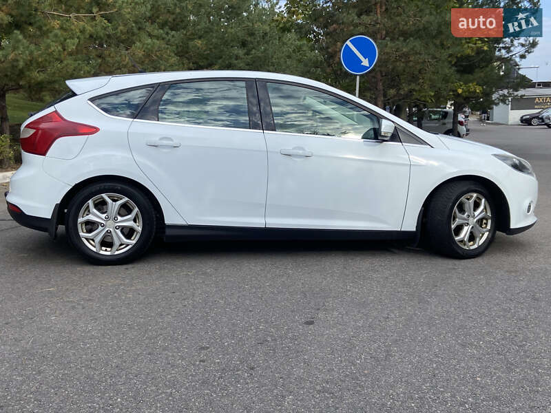 Хэтчбек Ford Focus 2013 в Кременчуге фото 8 Хэтчбек Ford Focus 2013 в Кременчуге