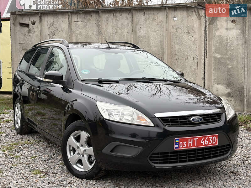 Ford Focus 2010 Ford Focus 2010