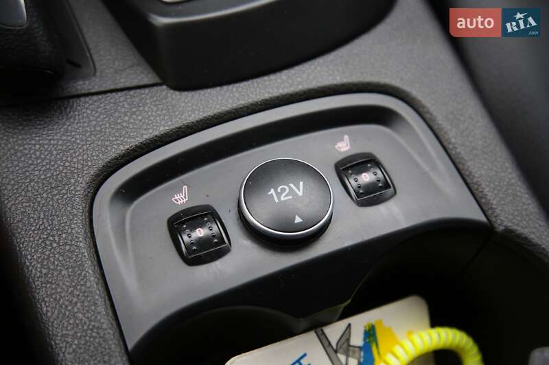 Хэтчбек Ford Focus 2013 в Харькове фото 20 Хэтчбек Ford Focus 2013 в Харькове