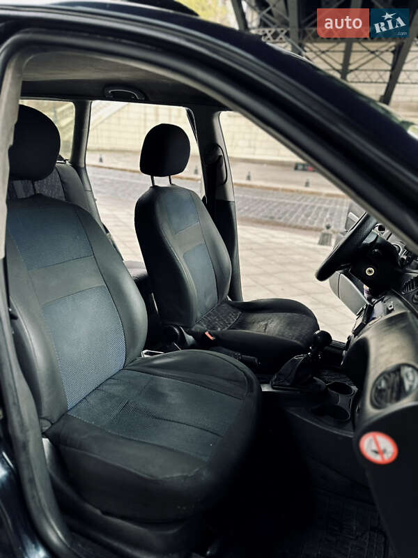 Универсал Ford Focus 2001 в Одессе фото 7 Универсал Ford Focus 2001 в Одессе