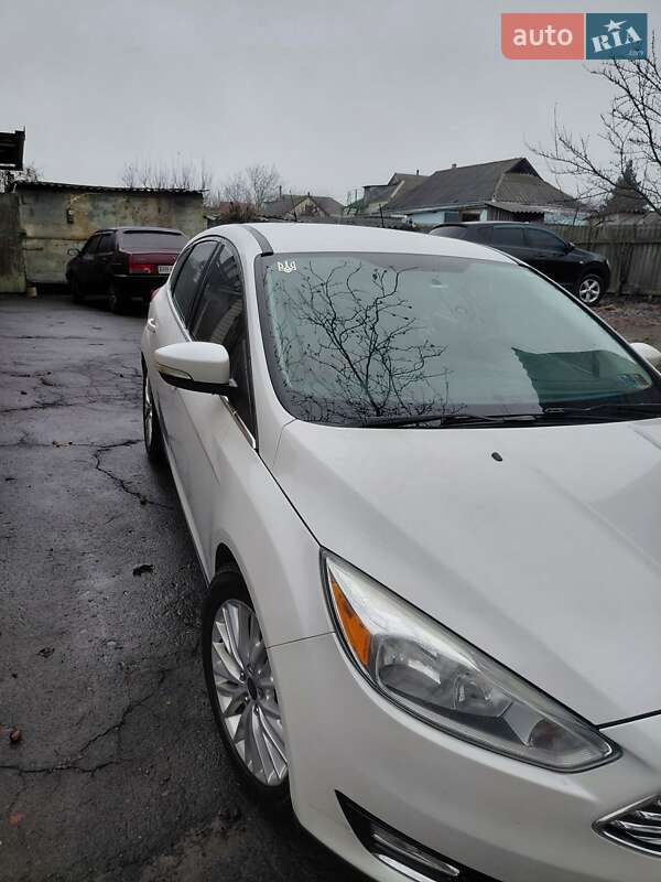 Хэтчбек Ford Focus 2015 в Новоархангельске фото 23 Хэтчбек Ford Focus 2015 в Новоархангельске