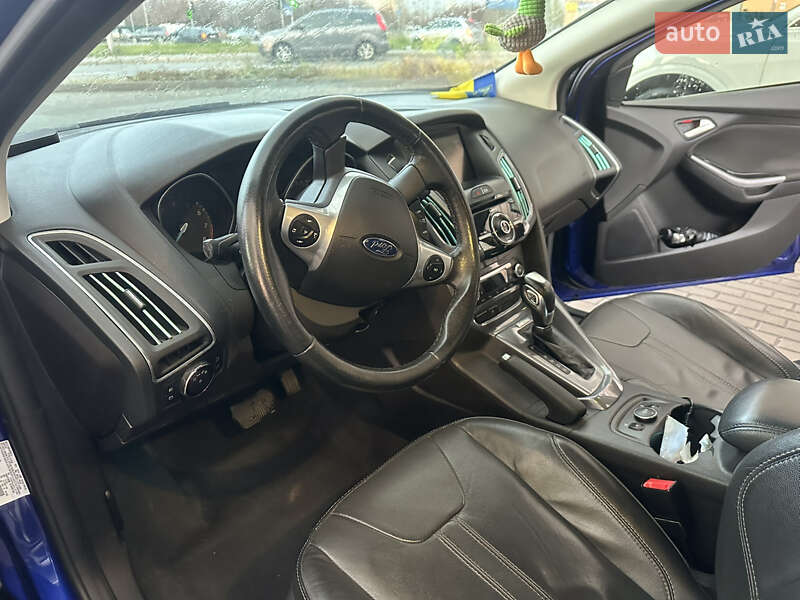 Хэтчбек Ford Focus 2014 в Киеве