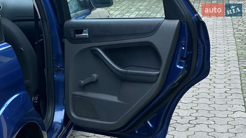Универсал Ford Focus 2007 в Самборе фото 78 Универсал Ford Focus 2007 в Самборе