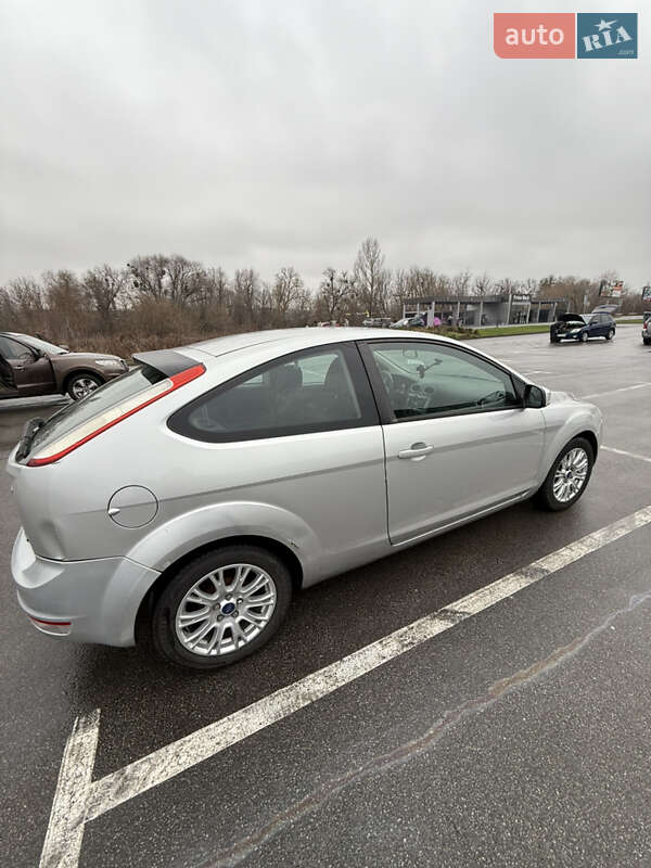 Хэтчбек Ford Focus 2010 в Ирпене