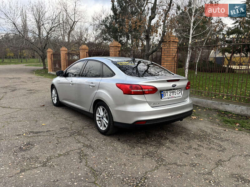 Седан Ford Focus 2015 в Николаеве фото 7 Седан Ford Focus 2015 в Николаеве