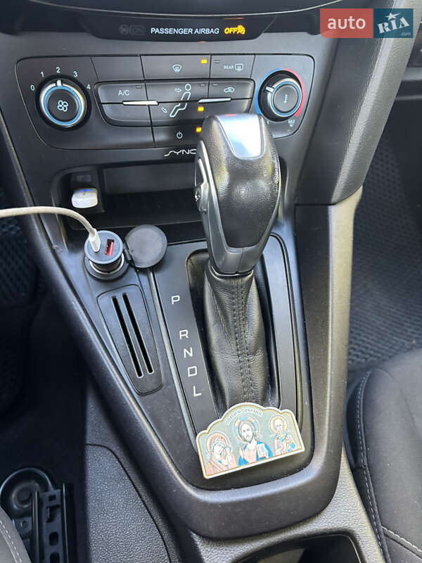 Седан Ford Focus 2015 в Николаеве фото 18 Седан Ford Focus 2015 в Николаеве