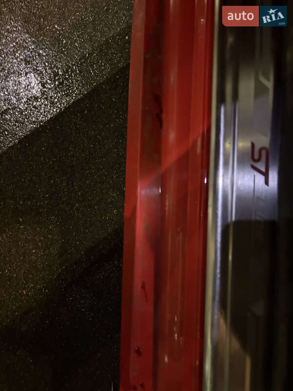 Хетчбек Ford Focus 2016 в Києві