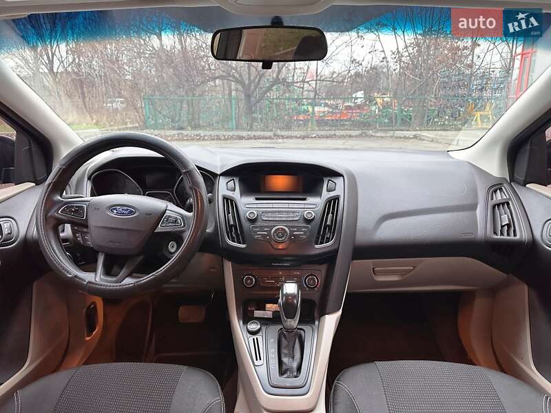 Седан Ford Focus 2015 в Запорожье фото 24 Седан Ford Focus 2015 в Запорожье
